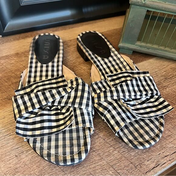 Unisa black & white plaid sandals 7 1/2 - Picture 2 of 5